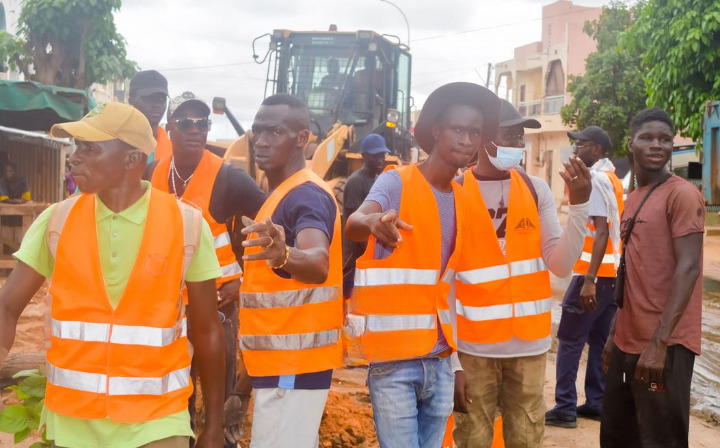 Journée Marathon d’Interventions : Le Service Technique Municipal en Action pour l’Amélioration de la Commune de Keur Massar Nord